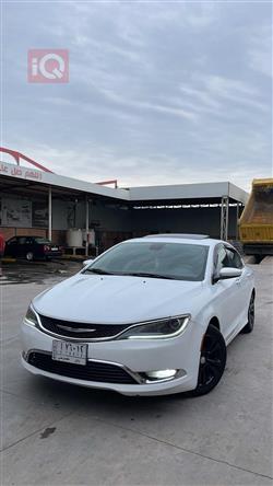 Chrysler 200